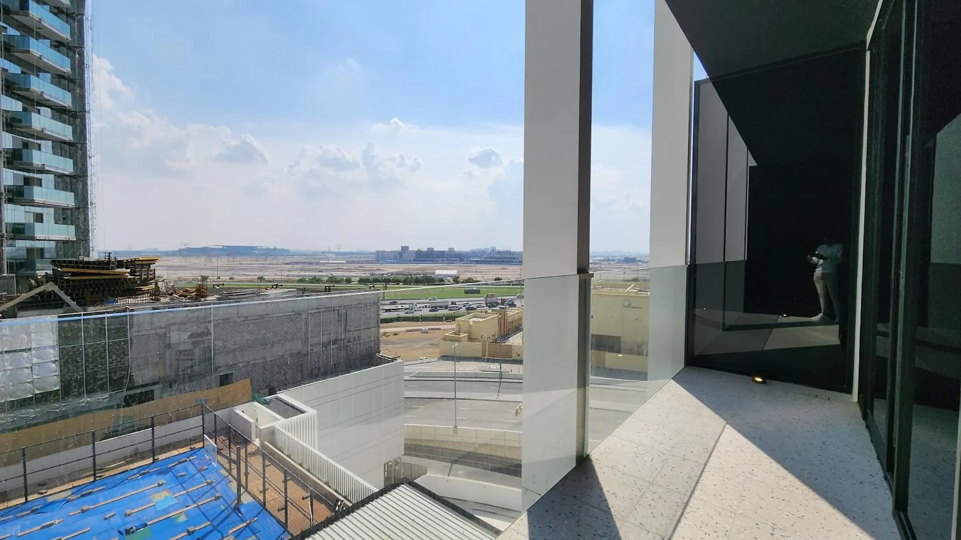 Upside Living Studio Business Bay With Infinity Pool And Coworkspace Dubai