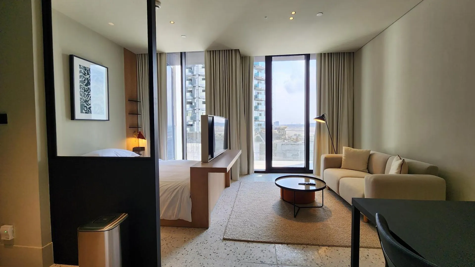Lägenhet Upside Living Studio Business Bay With Infinity Pool And Coworkspace Dubai